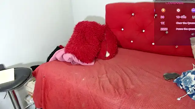 Snapshot of Anthonella_duran chatting on November 2025 03:44:02 PM Anthonella duran online show from November 2025 03:44:02 PM