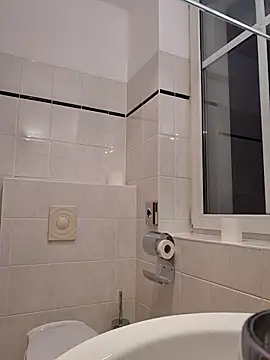 Snapshot of matzezsk chatting on October 2025 05:10:02 PM matzezsk online show from October 2025 05:10:02 PM