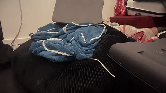 Snapshot of jasoncali305 chatting on November 2025 05:02:02 PM jasoncali305 online show from November 2025 05:02:02 PM