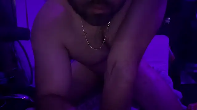 Snapshot of jasoncali305 chatting on November 2025 07:41:02 AM jasoncali305 online show from November 2025 07:41:02 AM