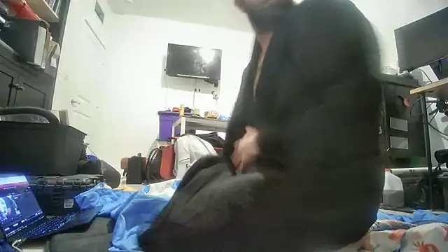 Snapshot of jasoncali305 chatting on November 2025 10:04:01 AM jasoncali305 online show from November 2025 10:04:01 AM