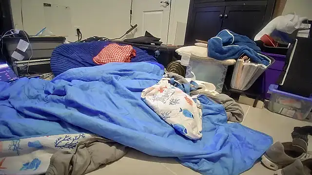 Snapshot of jasoncali305 chatting on November 2025 09:45:01 AM jasoncali305 online show from November 2025 09:45:01 AM