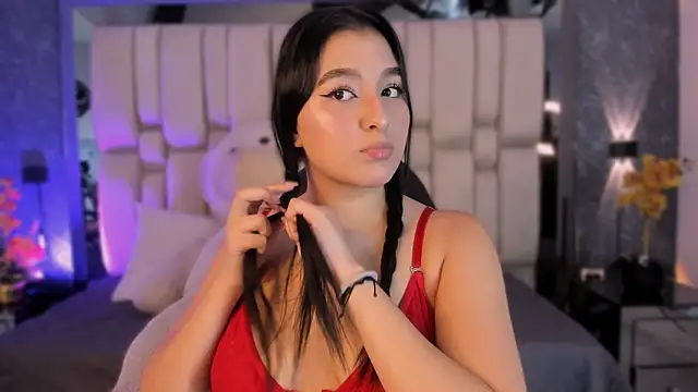 Snapshot of MariaFlowers chatting on November 2025 07:46:02 PM MariaFlowers online show from November 2025 07:46:02 PM