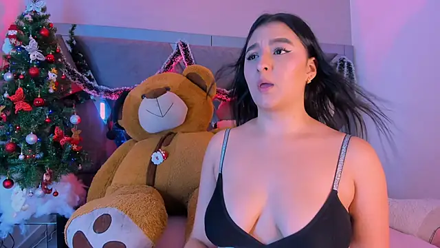 Snapshot of MariaFlowers chatting on December 2025 02:17:02 AM MariaFlowers online show from December 2025 02:17:02 AM