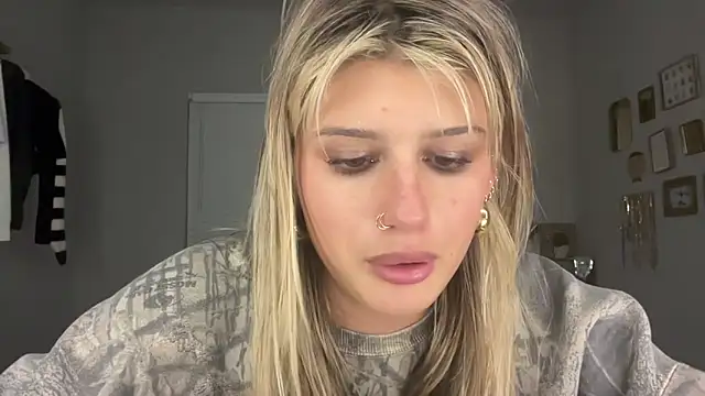 AnnGrayson online show from October 2025 01:37:01 AM