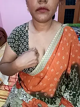 Snapshot of KannadaTamilTeluguBeauty chatting on June 2026 01:19:02 PM KannadaTamilTeluguBeauty online show from June 2026 01:19:02 PM