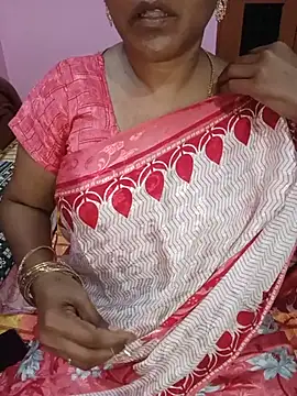Snapshot of KannadaTamilTeluguBeauty chatting on June 2026 01:28:02 PM KannadaTamilTeluguBeauty online show from June 2026 01:28:02 PM