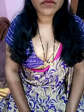 Snapshot of KannadaTamilTeluguBeauty chatting on June 2026 02:28:01 PM KannadaTamilTeluguBeauty online show from June 2026 02:28:01 PM