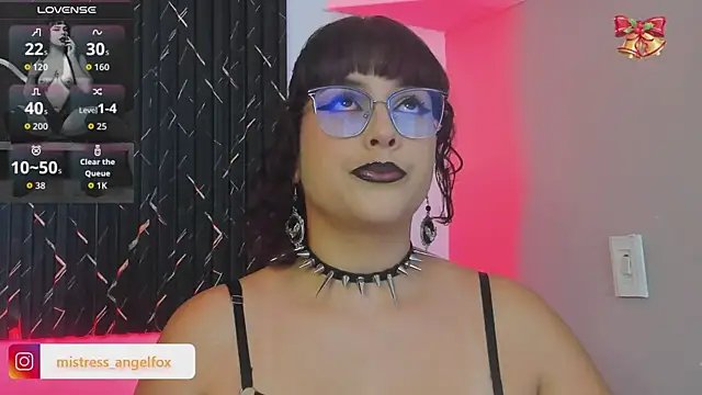 mistress angell  online show from December 2025 09:43:02 PM