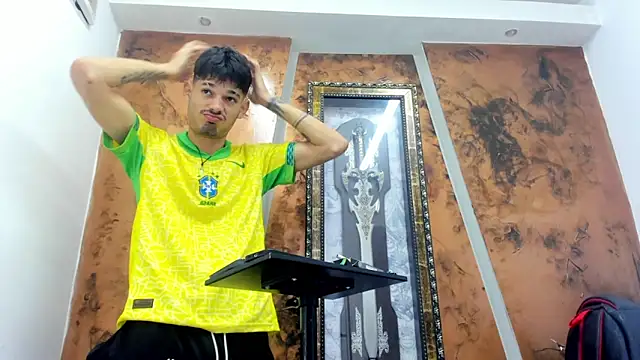 Snapshot of Iam_Steven chatting on December 2025 05:12:02 AM Iam Steven online show from December 2025 05:12:02 AM