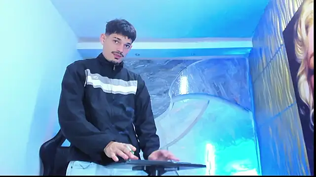 Iam Steven online show from February 2026 01:37:02 AM