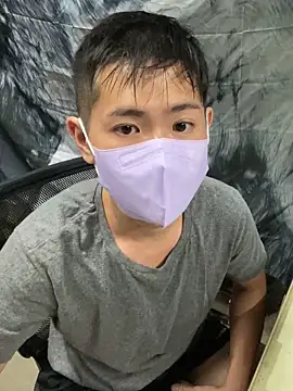 Snapshot of hayato1995 chatting on September 2025 04:30:01 PM hayato1995 online show from September 2025 04:30:01 PM