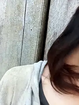 Snapshot of bonnie-00 chatting on September 2025 12:54:01 AM bonnie-00 online show from September 2025 12:54:01 AM