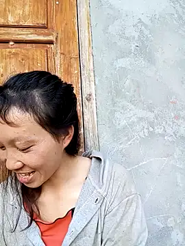 Snapshot of bonnie-00 chatting on September 2025 01:51:01 AM bonnie-00 online show from September 2025 01:51:01 AM