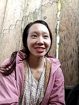 Snapshot of bonnie-00 chatting on September 2025 03:11:01 AM bonnie-00 online show from September 2025 03:11:01 AM