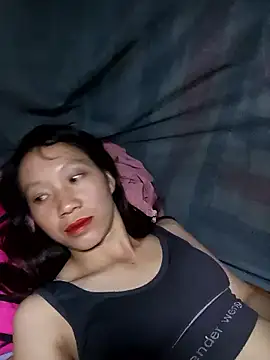 Snapshot of bonnie-00 chatting on October 2025 03:40:01 PM bonnie-00 online show from October 2025 03:40:01 PM