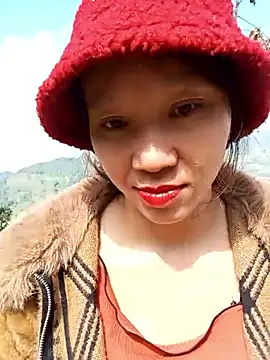 Snapshot of bonnie-00 chatting on November 2025 03:39:02 AM bonnie-00 online show from November 2025 03:39:02 AM