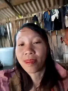 Snapshot of bonnie-00 chatting on November 2025 08:39:02 AM bonnie-00 online show from November 2025 08:39:02 AM