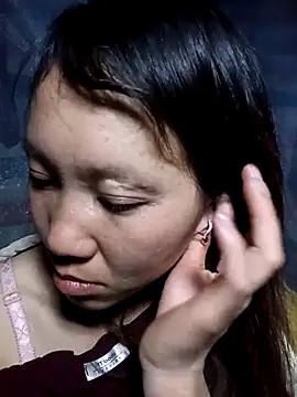 Snapshot of bonnie-00 chatting on December 2025 04:05:01 PM bonnie-00 online show from December 2025 04:05:01 PM