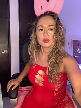 BunnyGlow50 online show from March 2026 07:47:02 PM