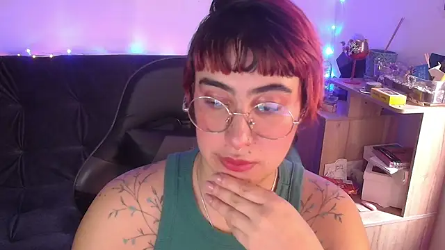 Miacatsito3 online show from April 2026 07:45:01 PM