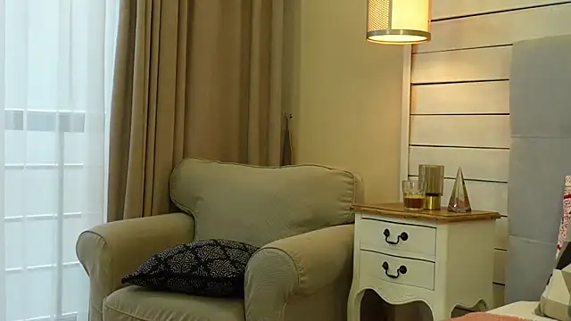 MyaMuse online show from November 2025 08:25:01 AM