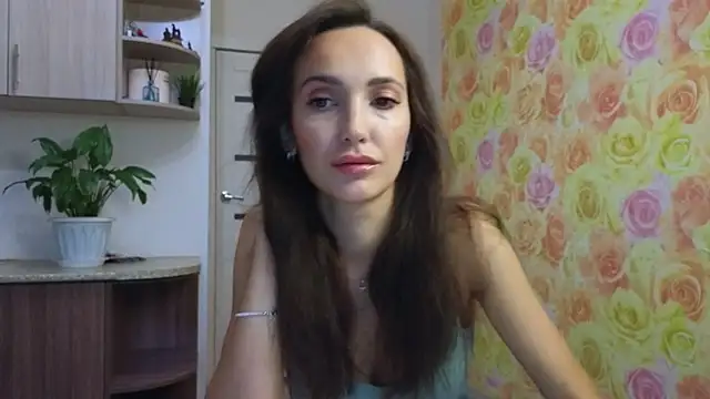 Snapshot of Lillian-Clark chatting on October 2025 04:01:02 AM Lillian-Clark online show from October 2025 04:01:02 AM