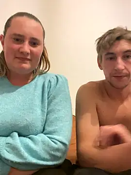 Snapshot of CurvySabrina chatting on October 2025 10:41:01 PM CurvySabrina online show from October 2025 10:41:01 PM