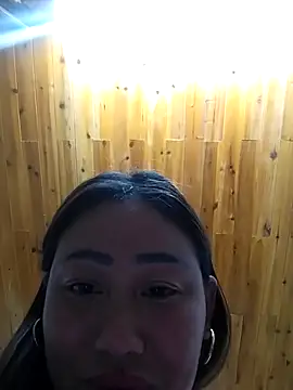 Dung x online show from January 2026 01:37:02 PM