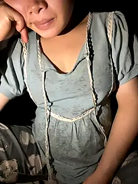 Snapshot of Van_xx chatting on September 2025 02:38:02 AM Van xx online show from September 2025 02:38:02 AM