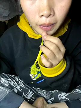 Snapshot of Van_xx chatting on November 2025 01:59:02 AM Van xx online show from November 2025 01:59:02 AM