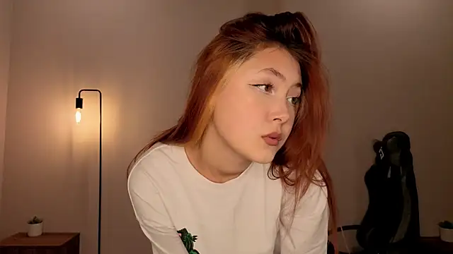 Snapshot of Frences_Eyes chatting on November 2025 01:43:03 PM Frences Eyes online show from November 2025 01:43:03 PM