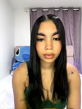 Snapshot of karolaalcendra chatting on November 2025 03:07:01 AM karolaalcendra online show from November 2025 03:07:01 AM