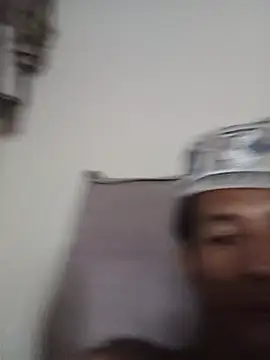 ainularbasoni online show from May 2026 04:01:01 PM