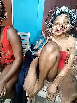 Snapshot of BlondieBitch chatting on October 2025 08:31:01 PM BlondieBitch online show from October 2025 08:31:01 PM