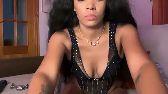 Snapshot of HoneyMaee chatting on September 2025 10:21:01 PM HoneyMaee online show from September 2025 10:21:01 PM