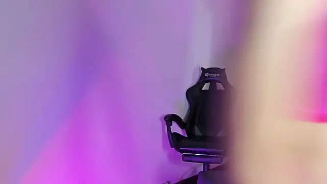 chiky williams online show from September 2025 12:39:02 PM