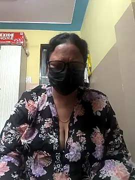 thehotlady online show from April 2026 03:10:01 AM