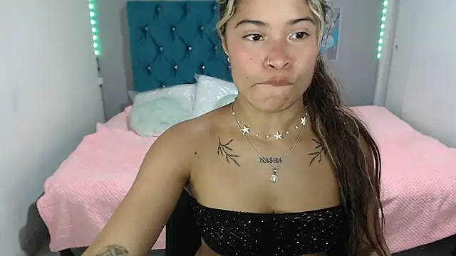 Snapshot of mia_sexgirl chatting on June 2026 02:33:01 PM mia sexgirl online show from June 2026 02:33:01 PM