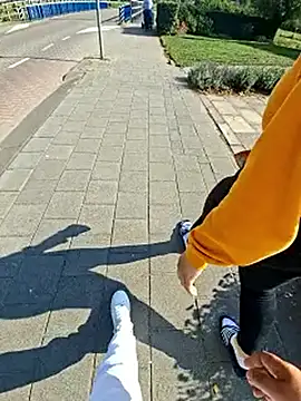 Snapshot of Teealisa chatting on September 2025 01:05:02 PM Teealisa online show from September 2025 01:05:02 PM