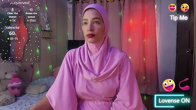 ShanaJamil online show from November 2025 12:02:02 PM