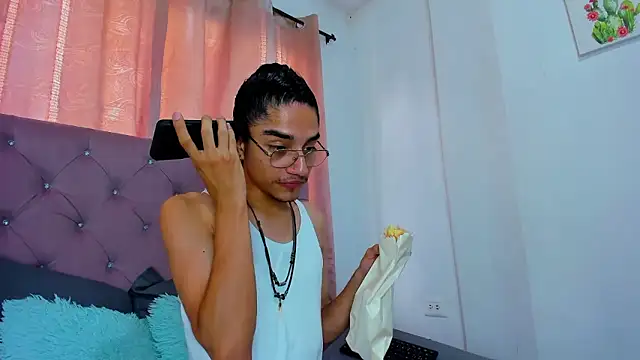 EthanBlackwoodd online show from January 2026 08:23:01 PM