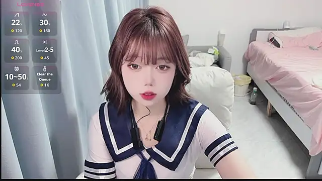 Lucky Cici online show from September 2025 12:40:02 PM