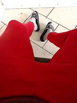 Snapshot of fullystroked chatting on November 2025 11:12:02 AM fullystroked online show from November 2025 11:12:02 AM