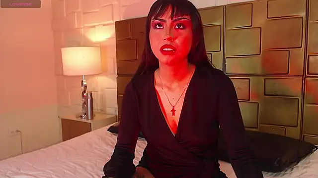 MavisManson online show from September 2025 08:12:02 PM