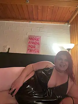 rosebratcat   online show from June 2026 08:00:02 PM
