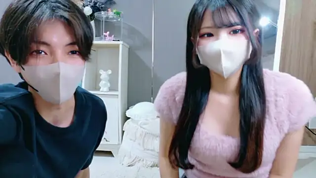 Snapshot of Ruru-shuv chatting on November 2025 08:55:01 AM Ruru-shuv online show from November 2025 08:55:01 AM