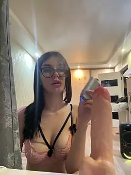 milka catt online show from October 2025 07:02:01 PM