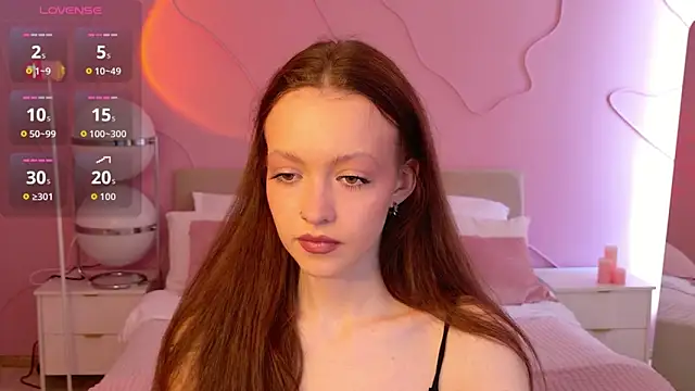 Snapshot of SallyPinkman chatting on June 2026 09:03:01 AM SallyPinkman online show from June 2026 09:03:01 AM