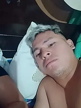 Snapshot of Cachorrinha2025 chatting on November 2025 11:48:01 PM Cachorrinha2025 online show from November 2025 11:48:01 PM